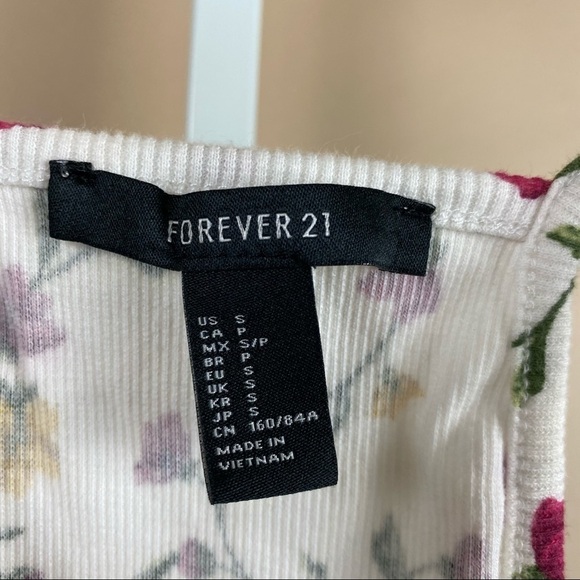 Forever 21 Small 90’s Boho Floral Crop Ruffle Tank Top Lettuce Hem High Neck - Picture 5 of 7